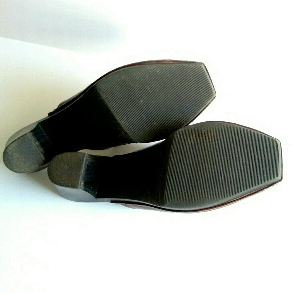 Gianni Bini brown leather mules/clogs - Picture 6 of 8